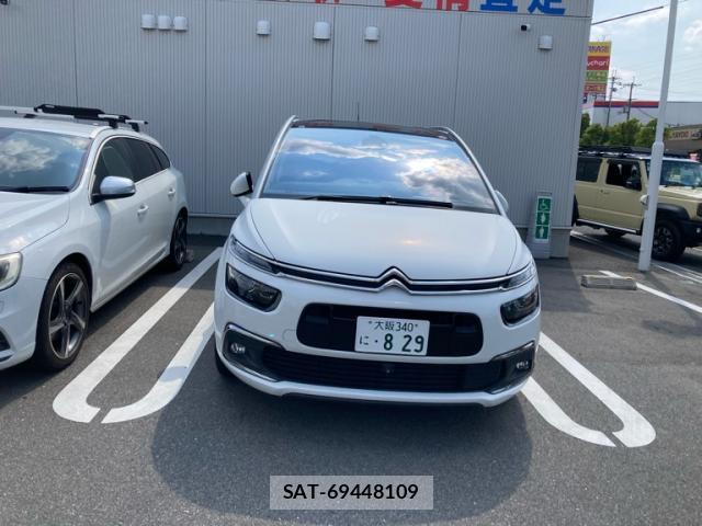 sat car