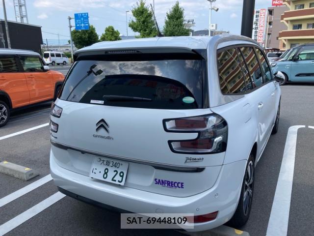 Citroen C4 PICASSO 2018-05 8328779-1