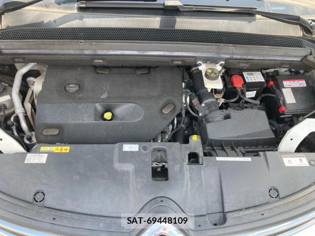Citroen C4 PICASSO 2018-05 8328779-3