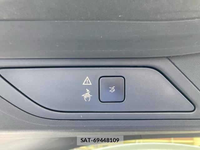 Citroen C4 PICASSO 2018-05 8328779-6