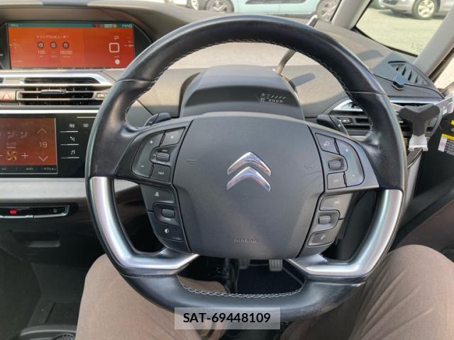 Citroen C4 PICASSO 2018-05 8328779-7