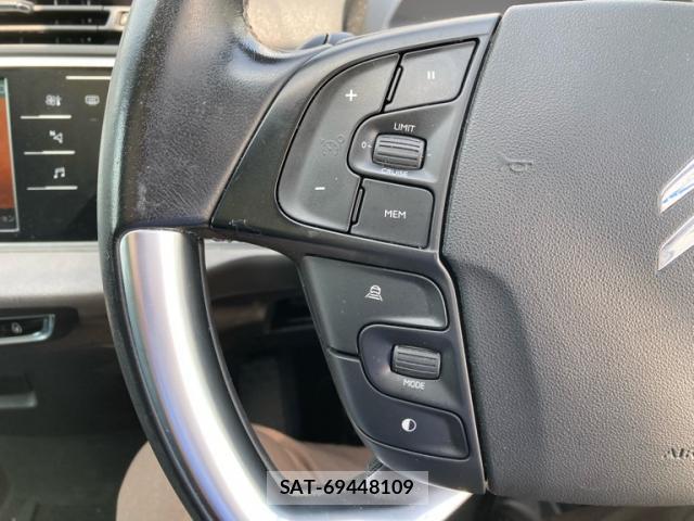 Citroen C4 PICASSO 2018-05 8328779-8