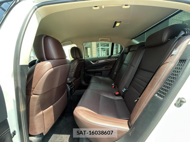 Lexus GS 2016-03 8329140-6