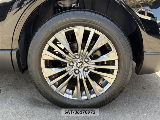Toyota HARRIER HYBRID 2024-06 8327880-16
