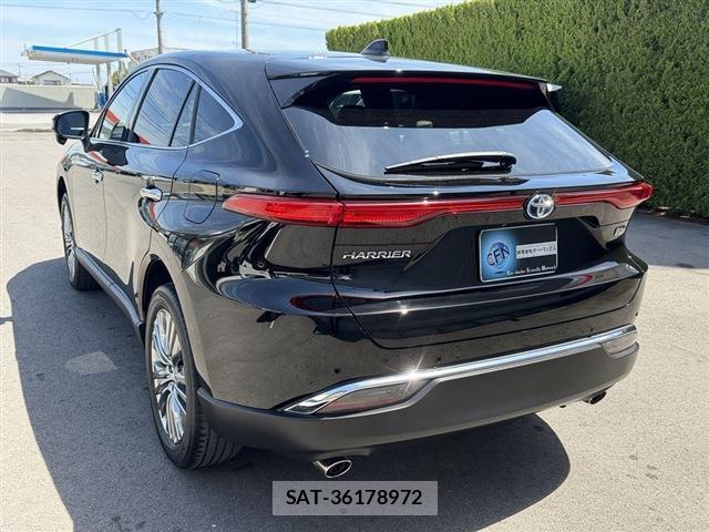 Toyota HARRIER HYBRID 2024-06 8327880-9