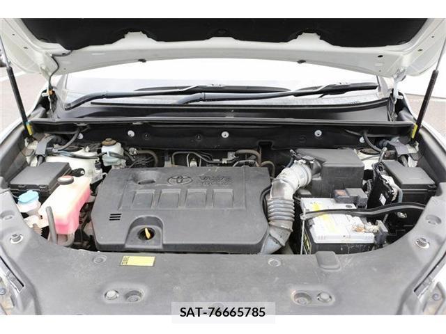 Toyota HARRIER 2014-08 8328425-19