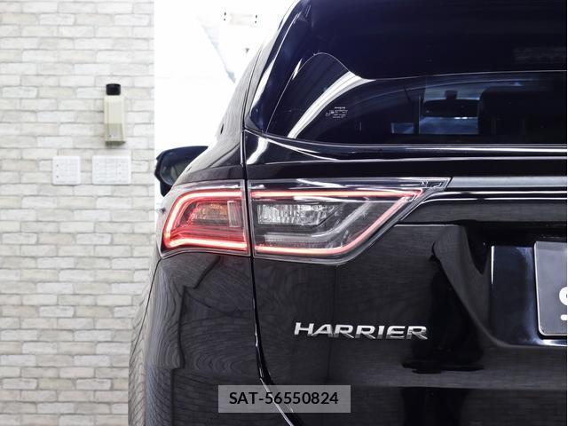 Toyota HARRIER 2017-04 8328686-15