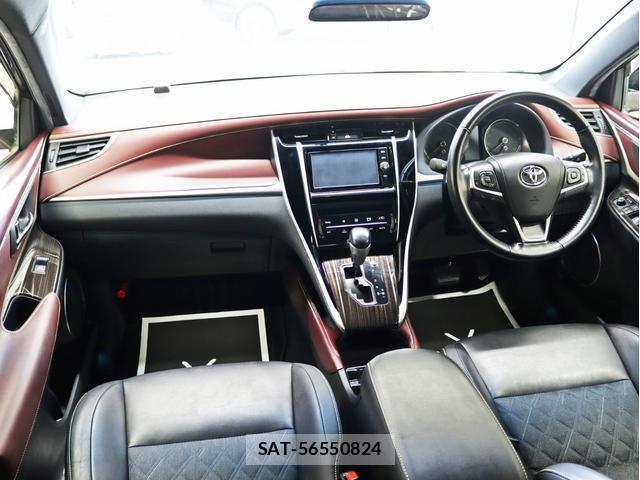 Toyota HARRIER 2017-04 8328686-19