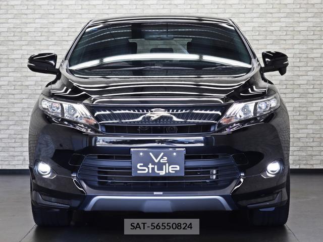 Toyota HARRIER 2017-04 8328686-3