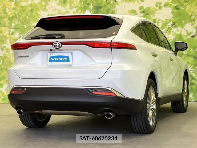 Toyota HARRIER 2025-04 8328971-2