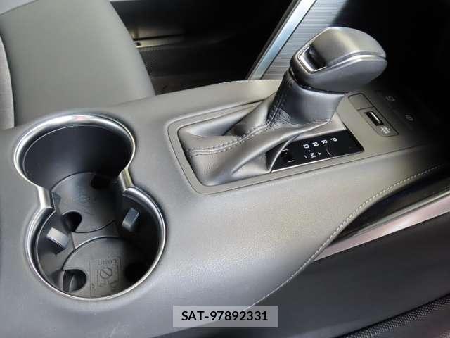 Toyota HARRIER 2022-03 8329123-9