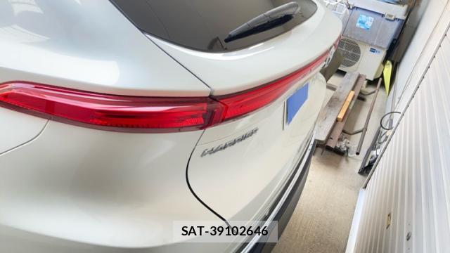 Toyota HARRIER 2021-08 8329741-12
