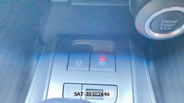 Toyota HARRIER 2021-08 8329741-14