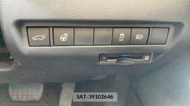 Toyota HARRIER 2021-08 8329741-5