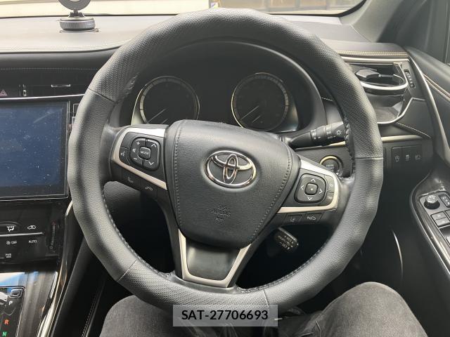 Toyota HARRIER 2019-08 8329968-16