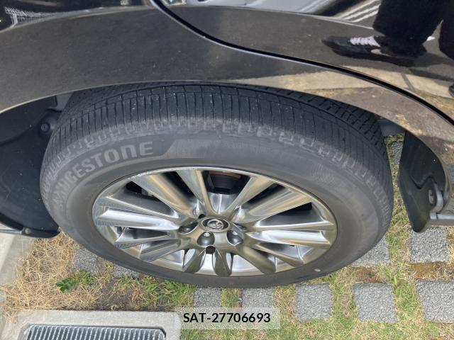Toyota HARRIER 2019-08 8329968-4