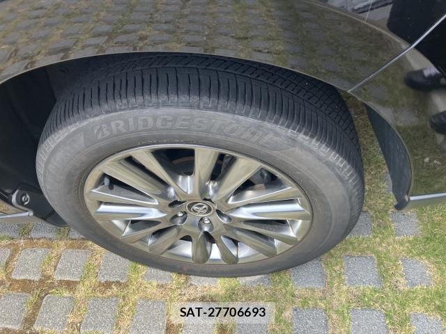 Toyota HARRIER 2019-08 8329968-5