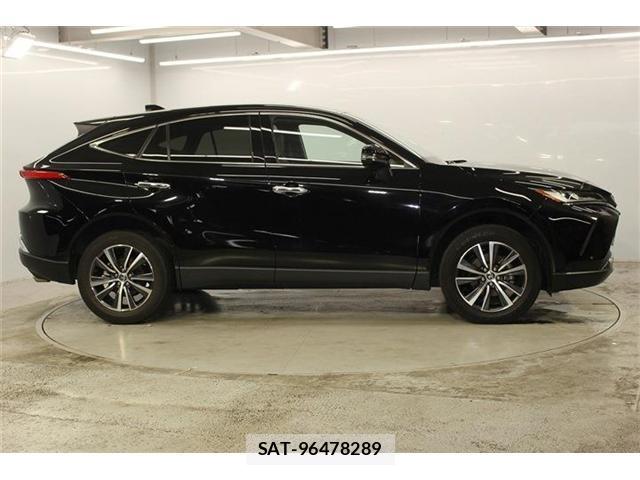 Toyota HARRIER 2023-06 8330235-5