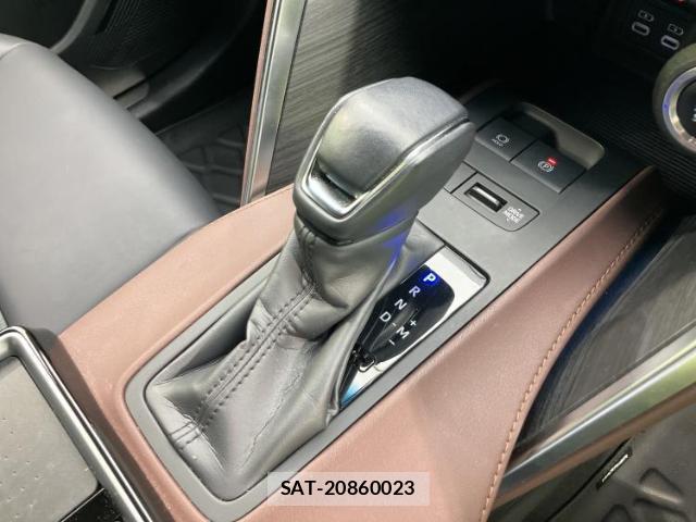 Toyota HARRIER 2024-02 8330399-17