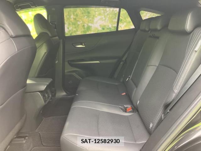 Toyota HARRIER 2021-03 8330564-6
