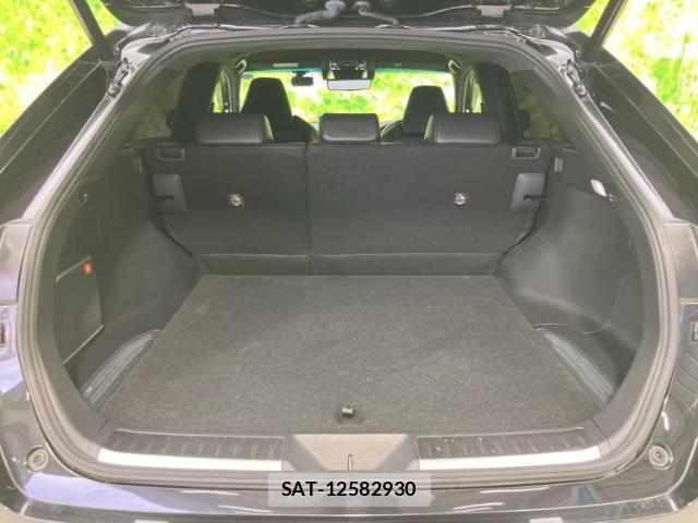 Toyota HARRIER 2021-03 8330564-7