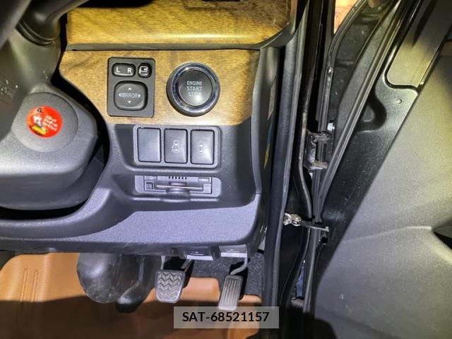 Toyota HIACE VAN 2019-04 8327988-19
