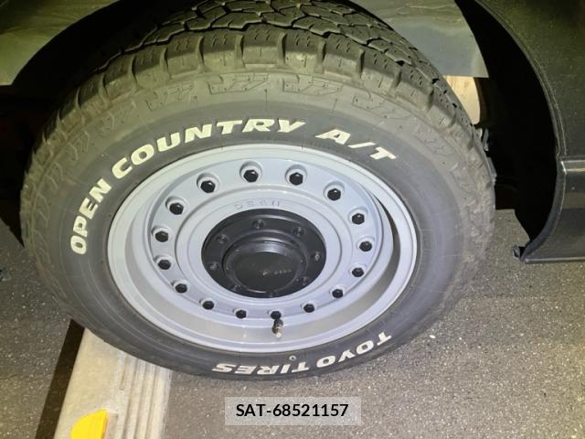 Toyota HIACE VAN 2019-04 8327988-3