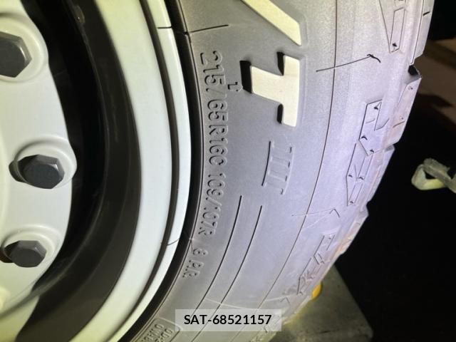 Toyota HIACE VAN 2019-04 8327988-7