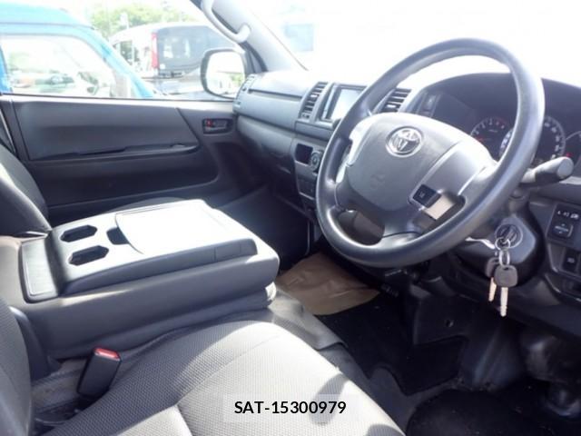 Toyota HIACE VAN 2018-07 8328794-3