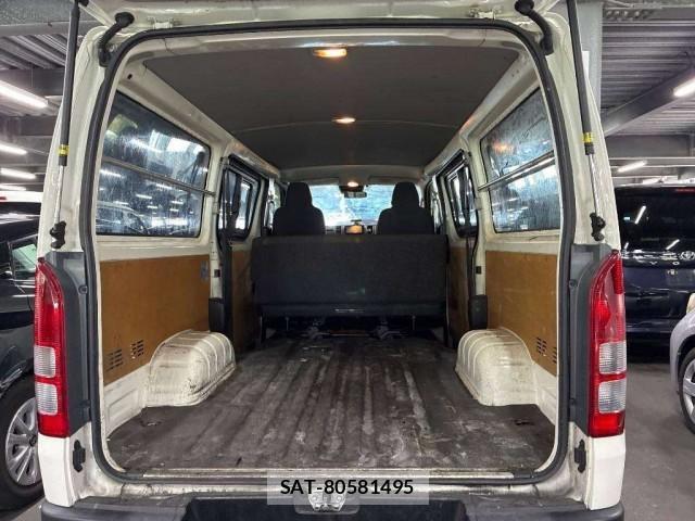 Toyota HIACE VAN 2021-01 8328799-2