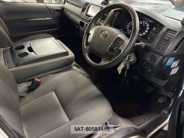 Toyota HIACE VAN 2021-01 8328799-3