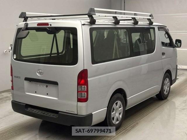 Toyota HIACE VAN 2020-07 8328800-1
