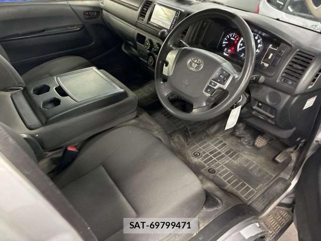 Toyota HIACE VAN 2020-07 8328800-3