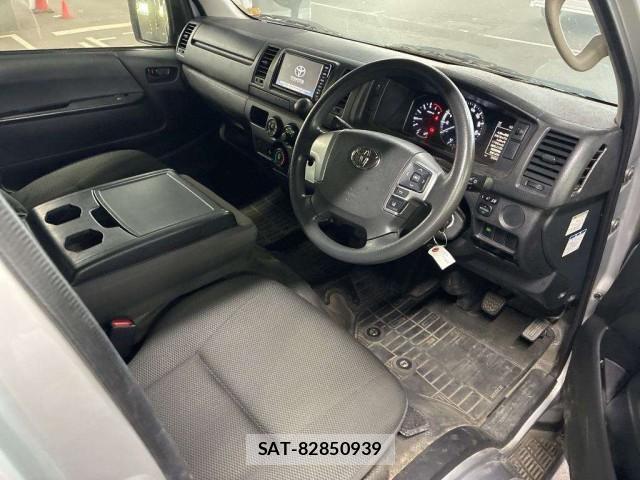 Toyota HIACE VAN 2021-05 8328802-3