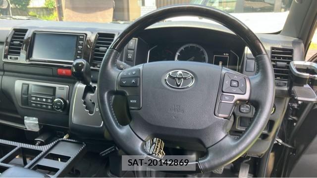 Toyota HIACE VAN 2022-09 8329270-16