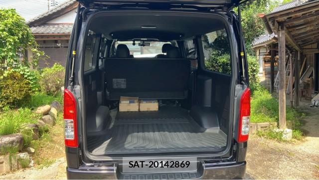 Toyota HIACE VAN 2022-09 8329270-17