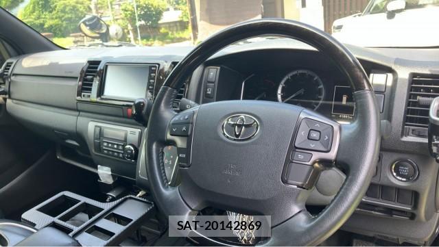 Toyota HIACE VAN 2022-09 8329270-2