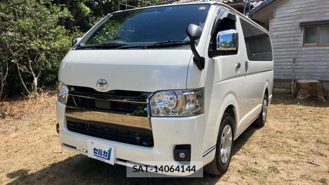 Toyota HIACE VAN 2022-12 8329334-0