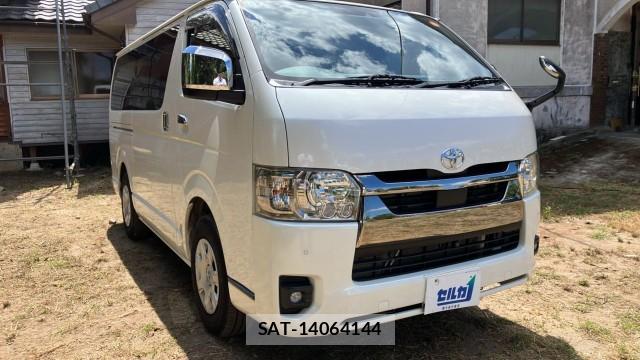 Toyota HIACE VAN 2022-12 8329334-11