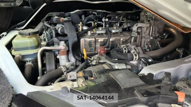 Toyota HIACE VAN 2022-12 8329334-7