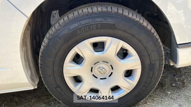 Toyota HIACE VAN 2022-12 8329334-8