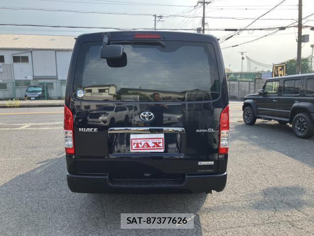 Toyota HIACE VAN 2022-04 8329380-13