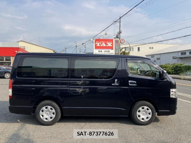 Toyota HIACE VAN 2022-04 8329380-14