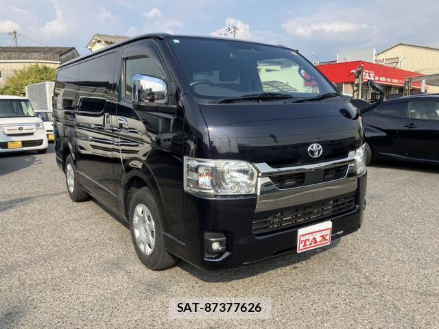 Toyota HIACE VAN 2022-04 8329380-15