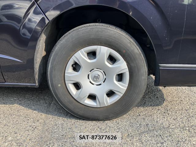 Toyota HIACE VAN 2022-04 8329380-18