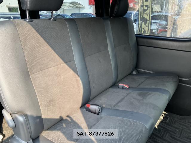 Toyota HIACE VAN 2022-04 8329380-7