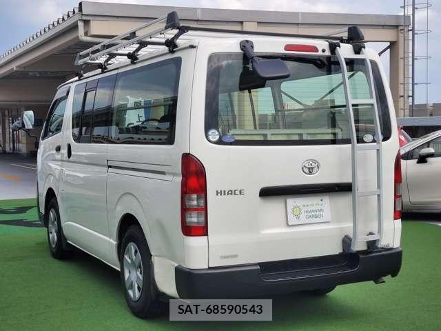 Toyota HIACE VAN 2012-03 8329503-17