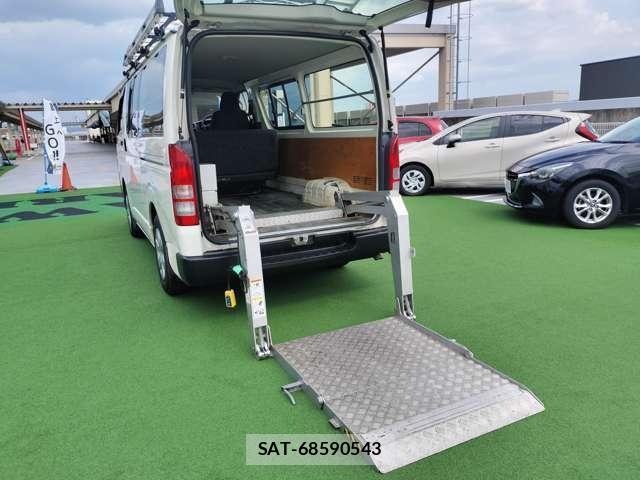 Toyota HIACE VAN 2012-03 8329503-4