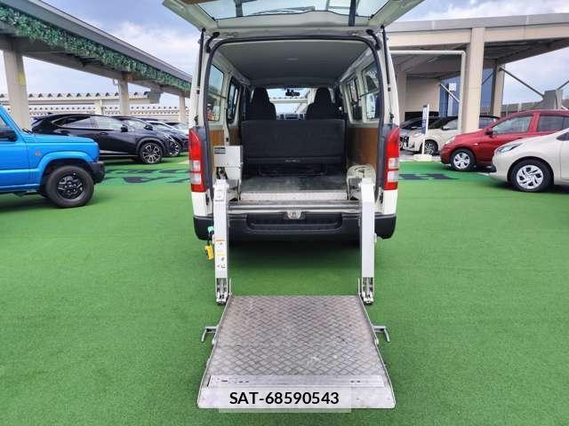 Toyota HIACE VAN 2012-03 8329503-6