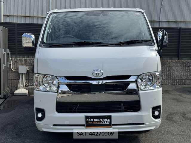 Toyota HIACE VAN 2023-08 8329849-1